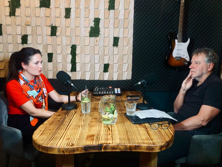 Kateřina Novotná v podcastu Luďka Niedermayera: Do roku 2025 jsme měli skládkovat čistou nulu